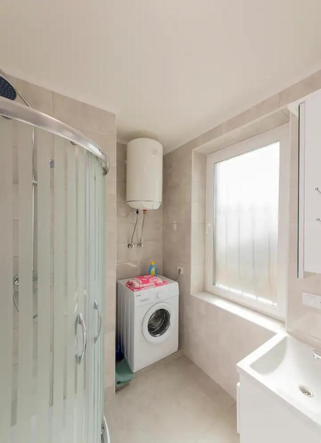 Comfortable Apartment In The Centre 敖德萨 外观 照片